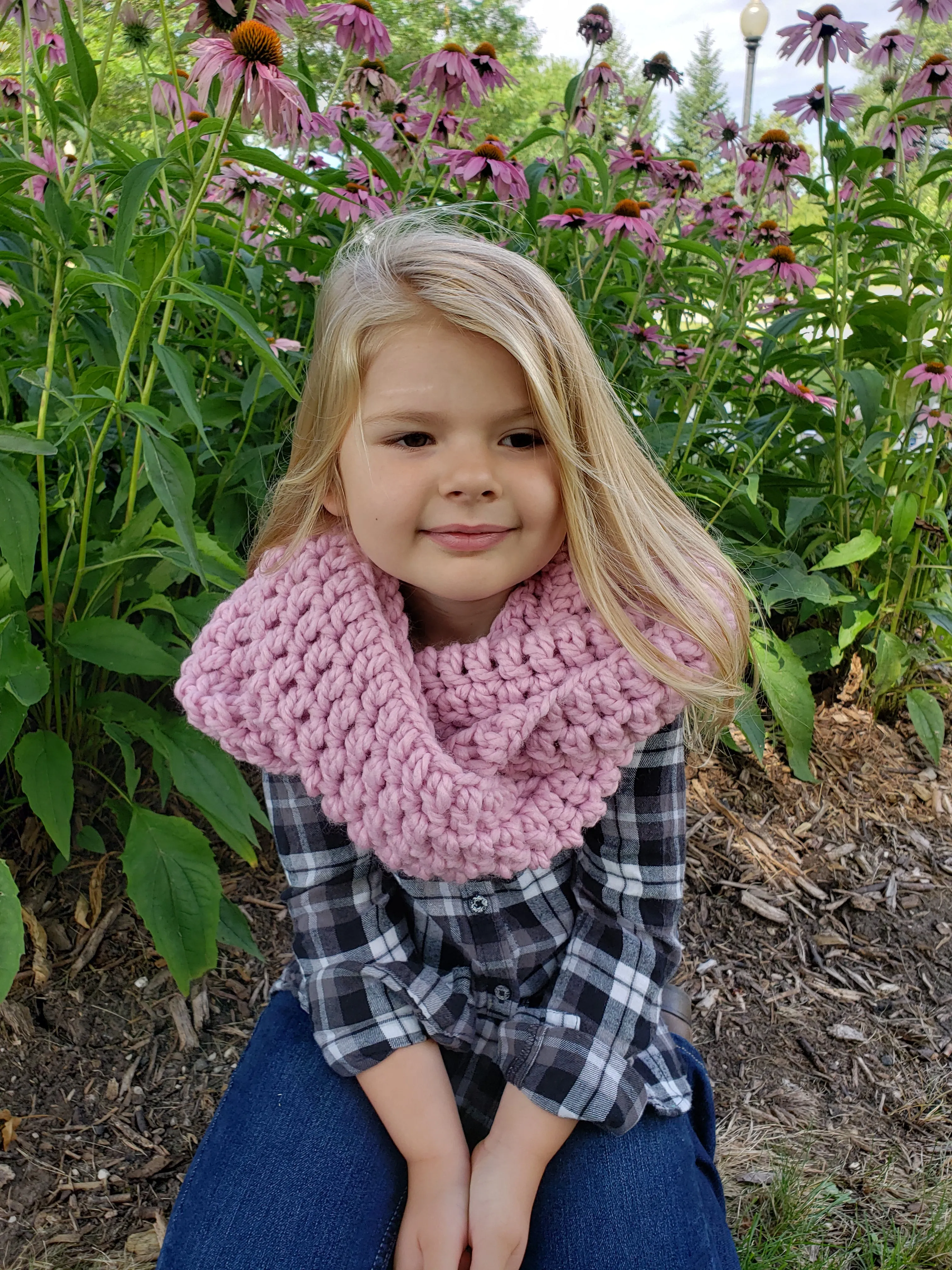 Bubblegum pink infinity cowl winter scarf