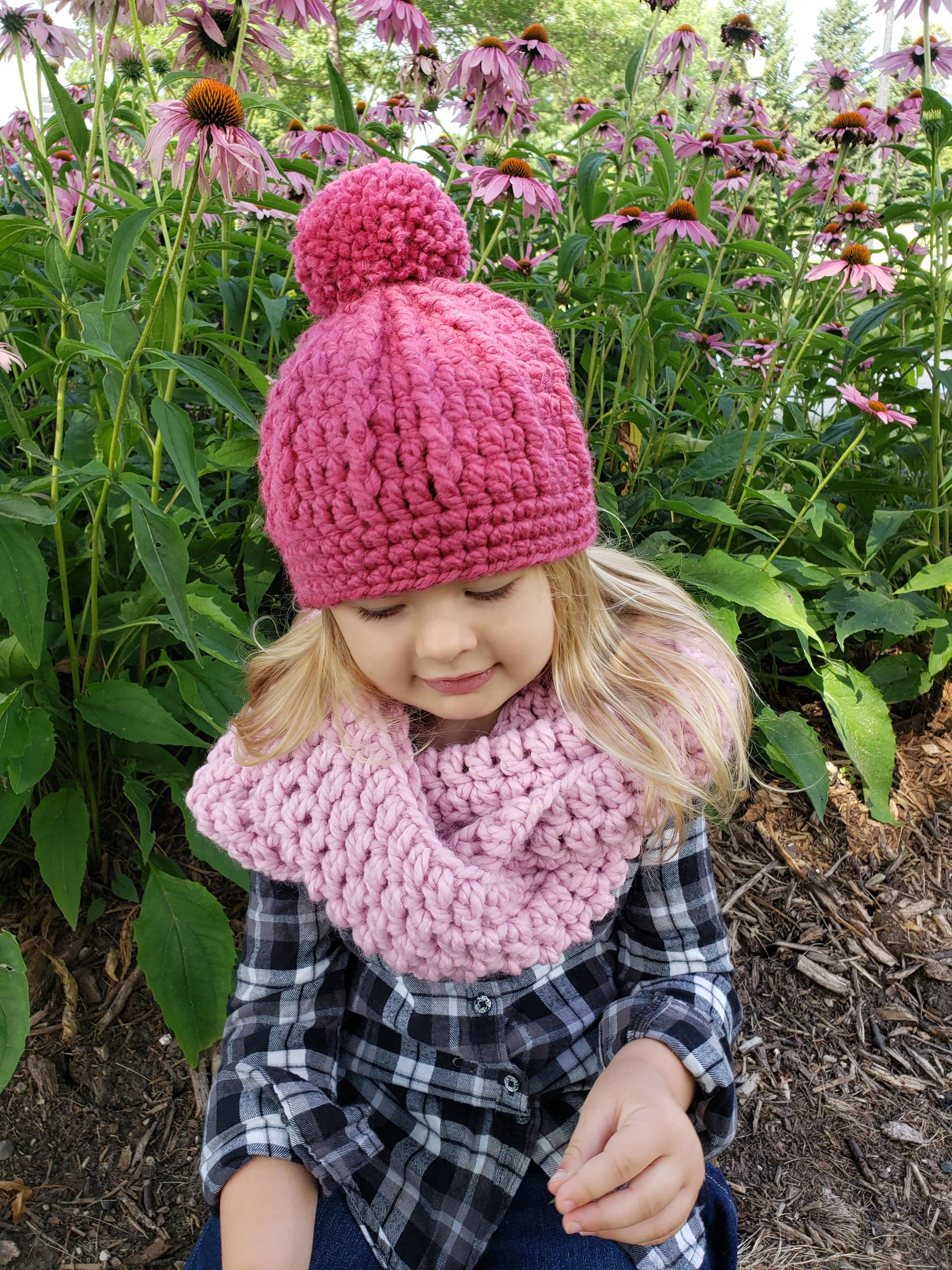 Bubblegum pink infinity cowl winter scarf